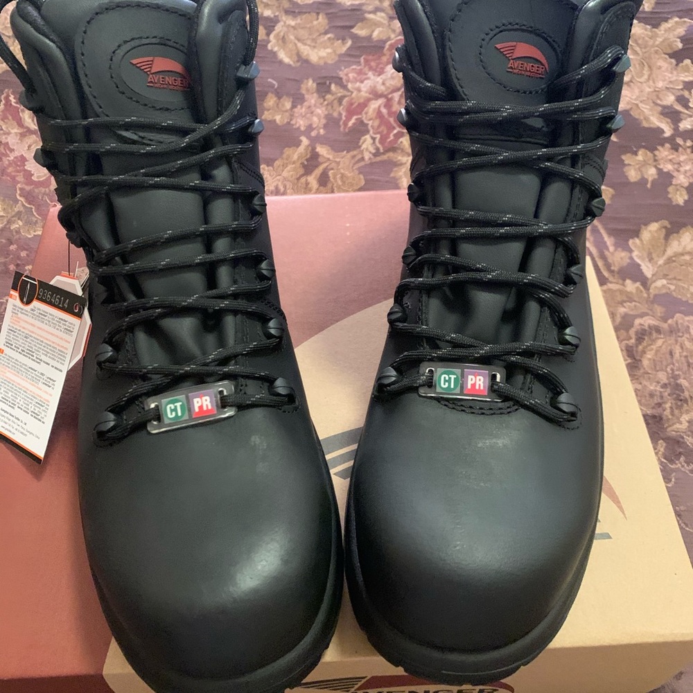 Avenger Work Boots